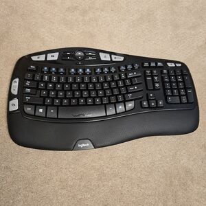 Logitech Keyboard K350 Needs Unifying Dongle
